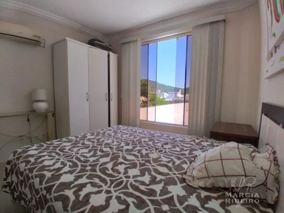 Imagem Casa Aconchegante com 3 dormitórios, sendo 2 suítes