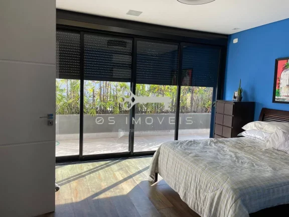 Imagem Casa à venda na Granja Viana com vista para o Golf e 4 suítes COND. FECHADO
