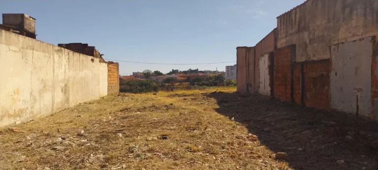 Imagem Terreno residencial para venda em Jardim Brasil, 260m2