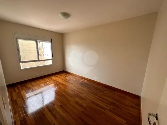 Imagem Apartamento à venda com 3 quartos, sendo 1 suíte, no condomínio Espaço Raposo, São Paulo - SP