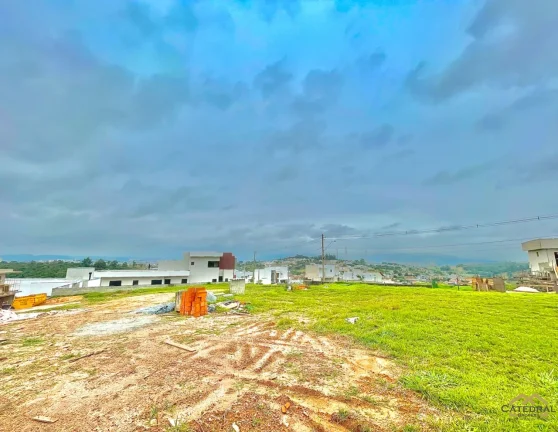 Imagem Terreno à Venda de 553m² por R$689.000,00 em condomínio fechado Terras de Jundiaí