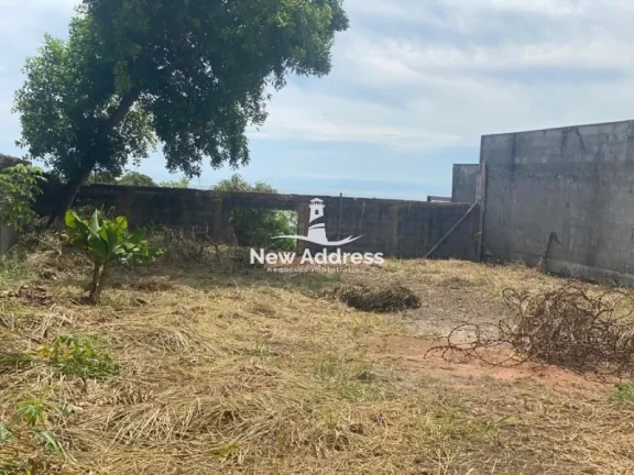 Imagem À venda terreno plano de frente para a Praia da Baleia - Serra