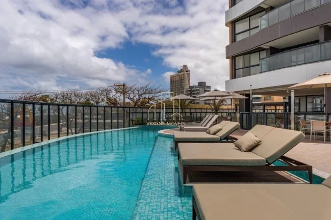 Imagem Apartamento à Venda no Beach Class Jaguaribe ? 2 Quartos, Varandão e Vista Privilegiada | 64 m² | 2 Vagas