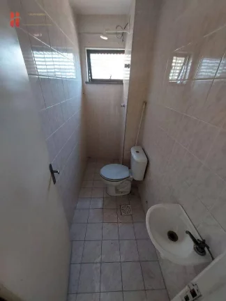 Imagem Sala comercial com 28m²na esquina com a Av. Brigadeiro Lima e Silva