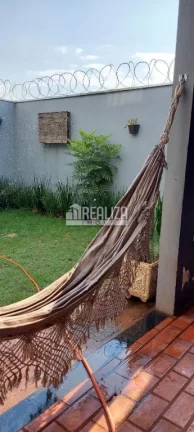 Imagem Casa à venda no bairro Vila Elza, em Aramina: 3 dormitórios, suíte, churrasqueira e garagem