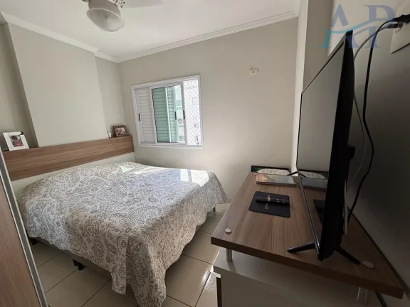 Imagem Apartamento na Aviação em Praia Grande com 2 Dormitórios