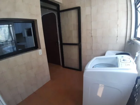Imagem APARTAMENTO MOBILIADO, NO CALÇADÃO, 50 METROS DA PRAIA NA PITANGUEIRAS - GUARUJÁ