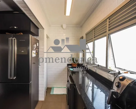 Imagem Lindo apartamento reformado em Perdizes, 100m2 de área útil, 3 quartos e 2 vagas.