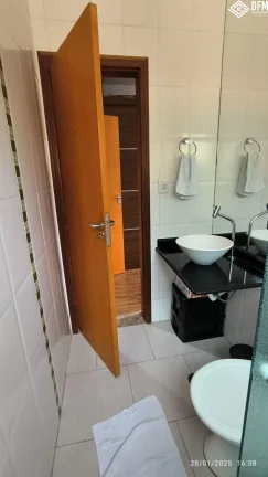 Imagem Sobrado com 3 Dormitorio(s) localizado(a) no bairro Vila Caputera em Mogi das Cruzes / Mato Grosso do Sul Ref.:4349