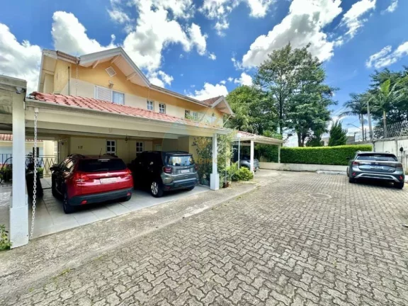 Imagem Casa em Condomínio a Venda no bairro Granja Viana - Cotia, SP