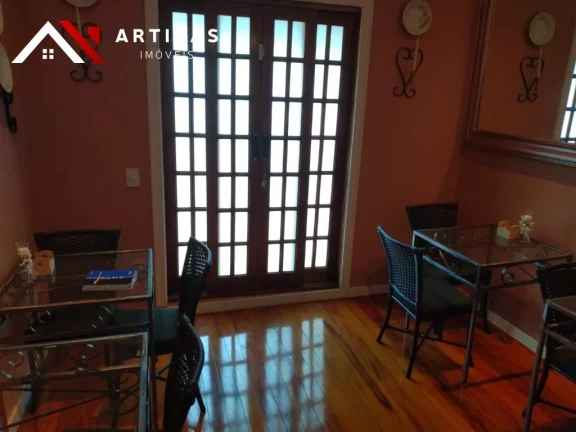 Imagem Casa Comercial á venda próximo a Av Paulista 100 m² subdivididos em 3 andares