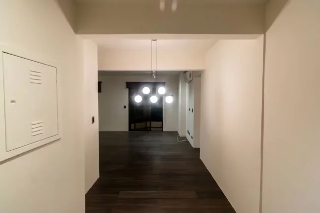 Imagem Apartamento reformado à venda na Vila Olímpia.