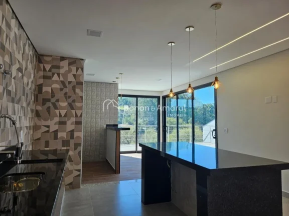 Imagem Moderna e recém-construída, esta casa térrea oferece conforto e elegância em cada detalhe. Com p...