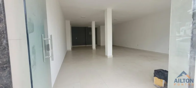 Imagem Loja Comercial com 55m2 p/ Locação Anual no Bairro Aeroporto Próximo a Prefeitura de Guarapari/ES