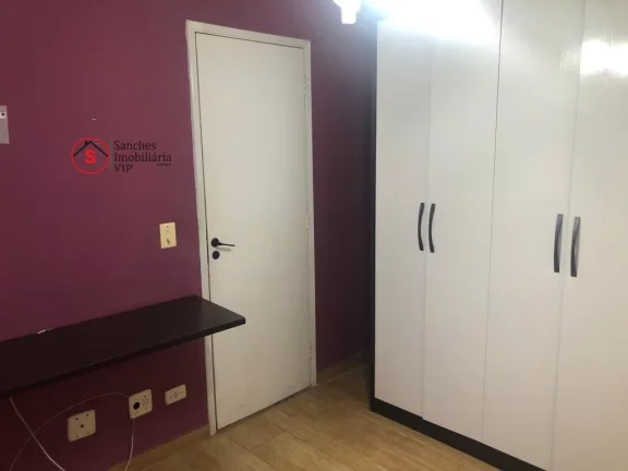 Imagem Aconchegante apartamento à venda com 2 quartos, sendo 1 suíte, e 2 banheiros no total. O condomínio ?(C) bem equipado com diversas instalações, apropriad