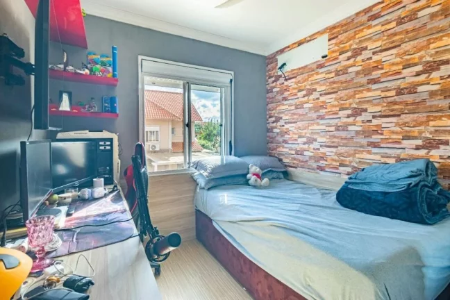 Imagem Casa com 4 Quartos à Venda, 150 m² em Sarandi - Porto Alegre