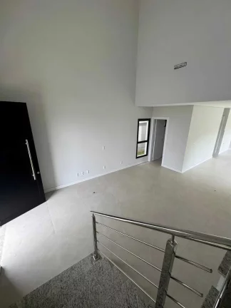 Imagem Casa com 3 dormitórios sendo 3 suítes e 2 vagas de garagem em Joinville/SC