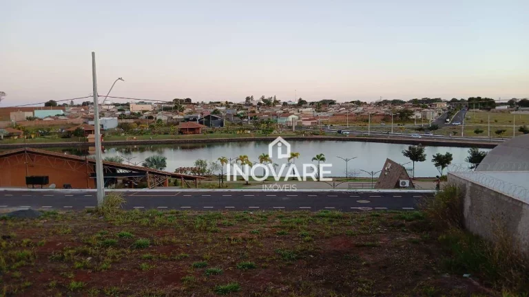 Imagem Casa com 3 dormitórios à venda, 170 m² por R$ 800.000,00 - Araporã - Araporã/MG