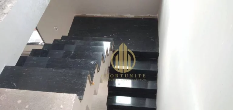Imagem Casa com 4 suítes à venda no Santa Cecília - Ribeirão Preto/SP