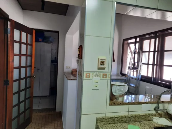 Imagem Casa com 5 dormitórios à venda, 242 m² por R$ 700.000,00 - Centro - Poá/SP