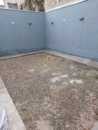 Imagem Casa Sobrado 3 dormitórios ( 1 suíte), 2 vagas, Vila Branca Jacareí.