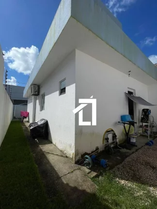 Imagem Casa Solta em Condomínio Residencial – 2 Quartos (1 Suíte) | 70m² | Tabuleiro do Pinto