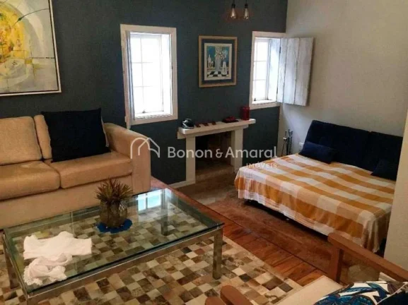 Imagem Sobrado, com linda vista. 5 suítes, sendo uma master com hidro, e varanda em todas elas;
Sala de es...