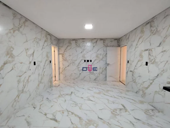 Imagem Sobreposta duplex com piscina e vista mar. 280 m² no Embaré