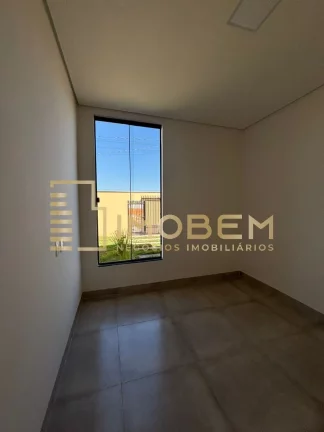Imagem Casa à venda em Sinop-MT, Residencial Montreal Park: 3 quartos, 1 suíte, 1 sala, 2 banheiros, 2 vagas, 88,76 m². Venha conferir!