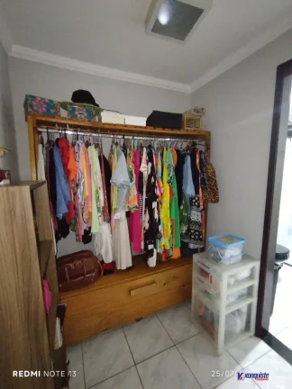 Imagem VENDO CASA REFORMADA NO CONDOMÍNIO ROSE MARY CARVALHO