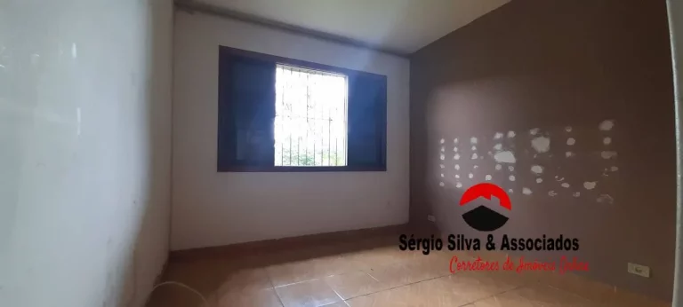 Imagem Casa a Venda na Região de Abernessia Campos do Jordão - SP.