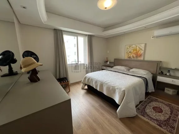 Imagem Apartamento Vista Mar com 3 dormitórios à venda no Centro de Balneário Camboriú/