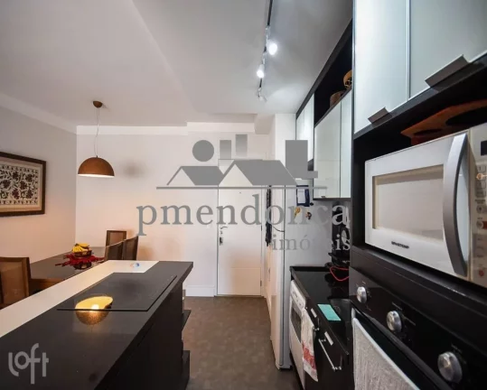 Imagem Apartamento andar alto em Pinheiros com 3 quartos sendo 1 suíte e 1 vaga, 72m².