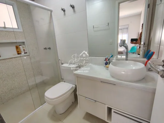 Imagem Apartamento frente mar com lazer, Tombo com 3 Quartos, 3 Suítes, 2 Salas, 4 Banheiros, 3 Vagas de Garagem, 112m²!