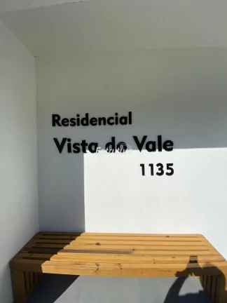 Imagem Apartamento 2 dormitórios sacada com churrasqueia com box de garagem em ótima.