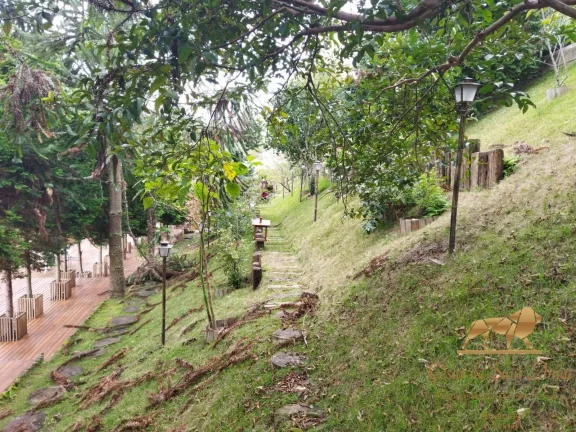 Imagem Oportunidade única, mansão com valor de ocasião em Campos do Jordão/SP