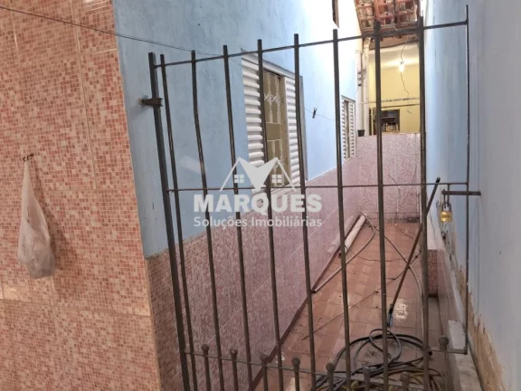 Imagem Ótima Oportunidade! Sobrado + 2 Casas para Moradia