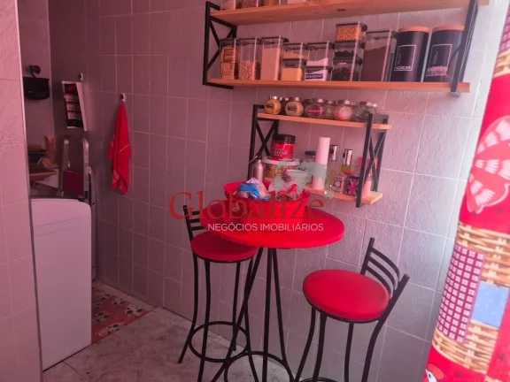 Imagem Apartamento no 1° Andar, com 2 dormitórios à venda no bairro da Aparecida por R$385.000,00.