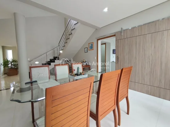 Imagem Casa Condomínio Estância Paraíso - Região Alphaville

Charmosa, construção sólida, 525 m² de...