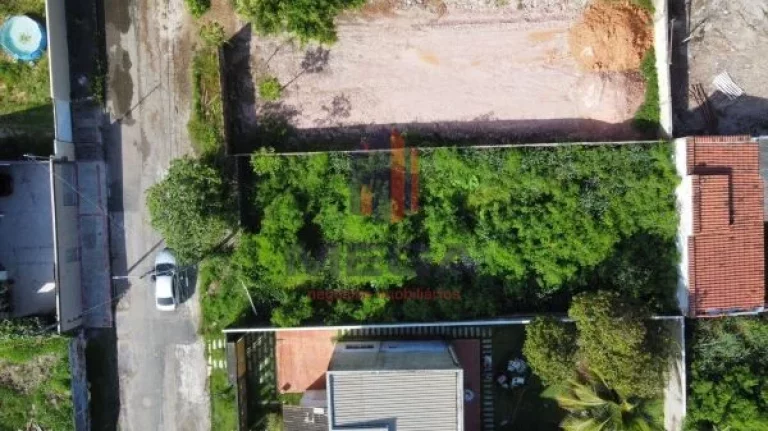 EXCELENTE TERRENO EM INTERLAGOS - PERTINHO DA PRAIA E DA LAGOA EM INTERLAGOS COM 360M2, JÁ MURADO.