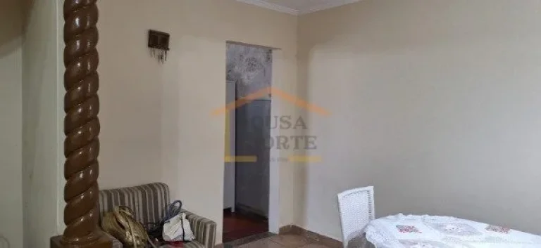 Imagem Sobrado com 170m², muito bem distribuído, 3 dormitórios, 2 banheiros, sala de estar aconchegante,...