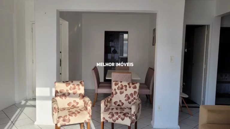 Imagem Apartamento à venda com 02 dormitórios sendo 01 suíte localizado no centro de Balneário Camboriú - SC