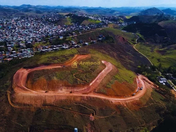 Imagem Lote à venda em Juiz de Fora, Benfica, 300m2