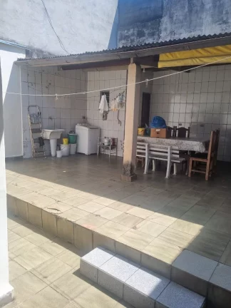 Imagem VENDO LINDA CASA TÉRREA NO BAIRRO CAMPO GRANDE!