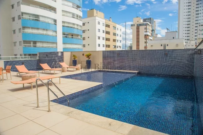 Imagem Apartamento Vista Mar com 4 dormitórios à venda no Centro de Balneário Camboriú/