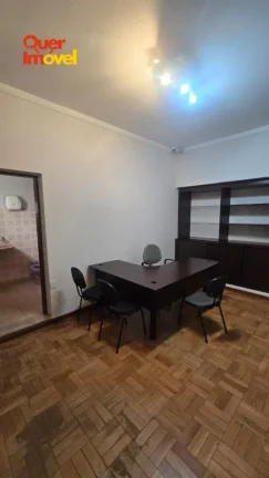Imagem Imóvel Comercial à Venda ou Locação em Ribeirão Preto-SP, Centro: 10 Salas, 4 Banheiros, 10 Vagas - 595m²!