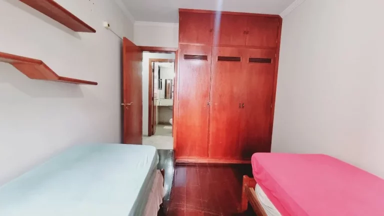 Imagem Apartamento com 3 dormitórios à venda, 140 m² por R$ 680.000,00 - Pitangueiras - Guarujá/SP