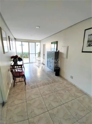Imagem Apto à venda, 78m² com 3 dorms., sala com varanda, cozinha e dorms. com armários, Vista deslumbrante Santana, 1 vaga e lazer com piscina aquecida.