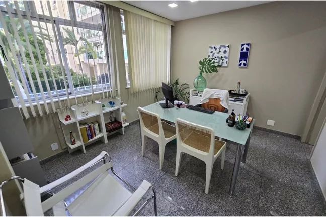 Imagem Conjunto de 3 salas comerciais com 82m2 COM VAGA em Botafogo