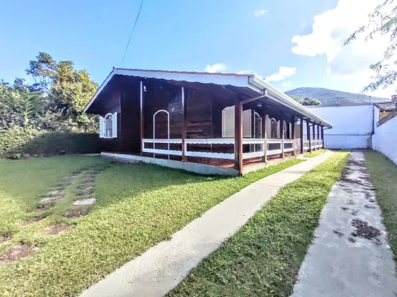 Imagem Casa pré fabricada a 150 metros da Praia da Enseada